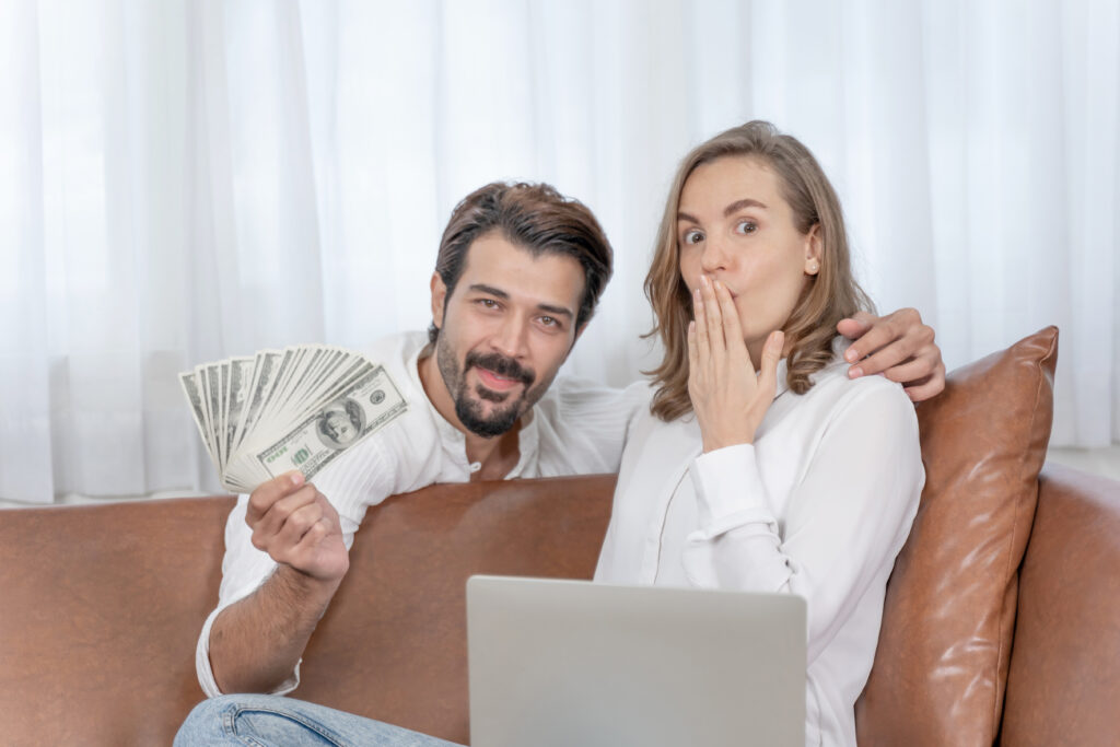 Should You Pay Cash or Get a Mortgage When Buying a Home?